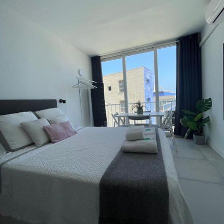 Apartamento Con Vistas Al Mar A Metros De La Playa Carihuela Soleil Apartment Torremolinos Exterior foto