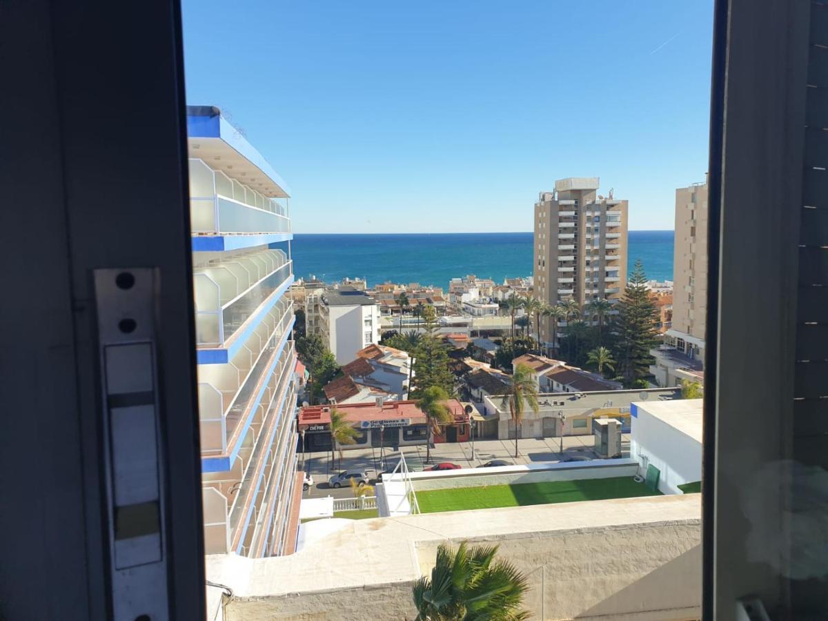 Apartamento Con Vistas Al Mar A Metros De La Playa Carihuela Soleil Apartment Torremolinos Exterior foto