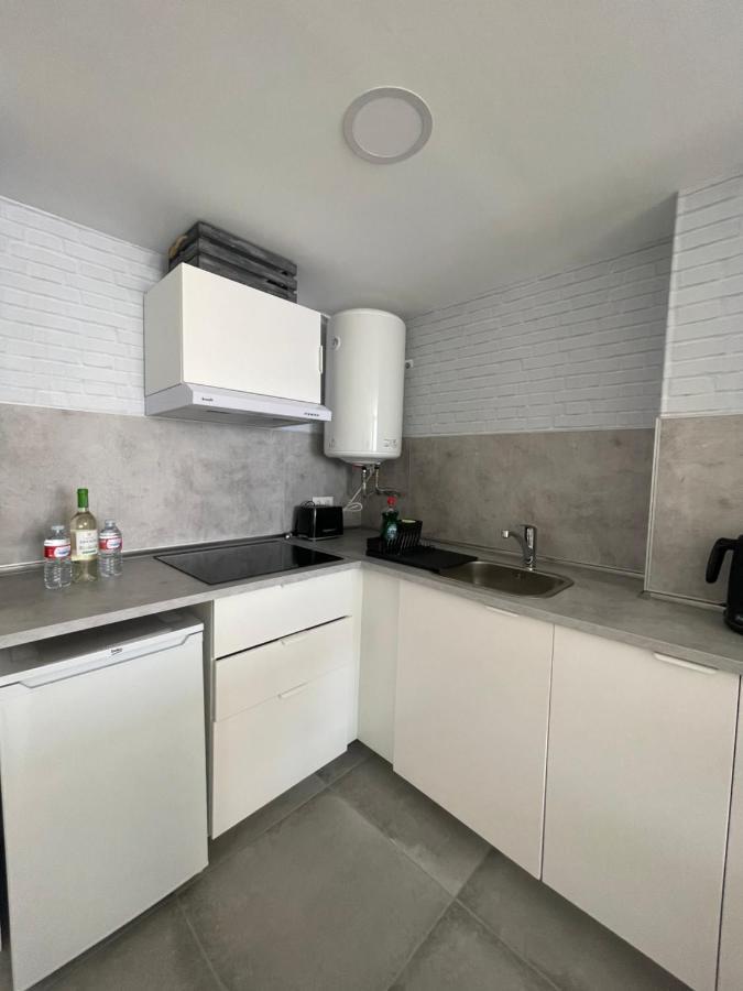 Apartamento Con Vistas Al Mar A Metros De La Playa Carihuela Soleil Apartment Torremolinos Exterior foto