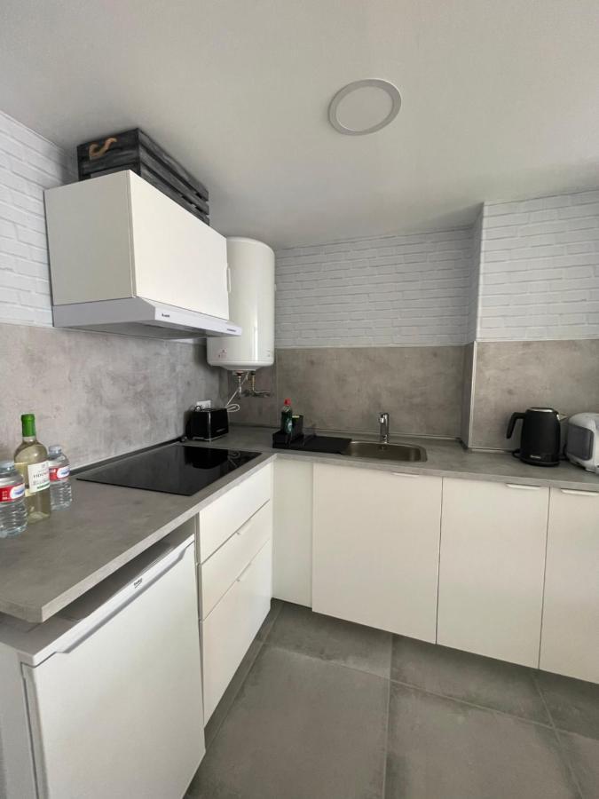 Apartamento Con Vistas Al Mar A Metros De La Playa Carihuela Soleil Apartment Torremolinos Exterior foto